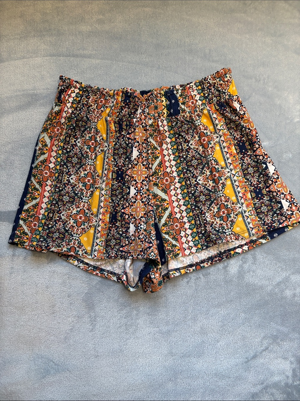 Bobbie Brooks Bohemian Floral Print Elastic-Waist Shorts - Yellow/Navy